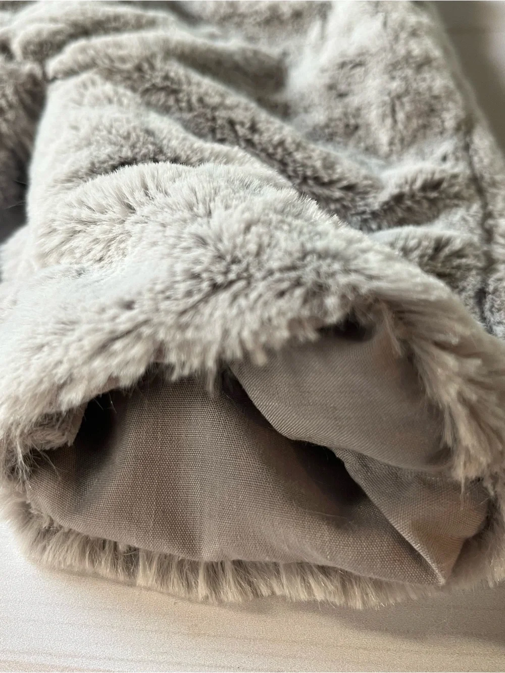 🐭 Pottery Barn Kids Light Gray mouse